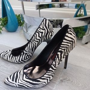 Women's zebra print high heels Sz 8